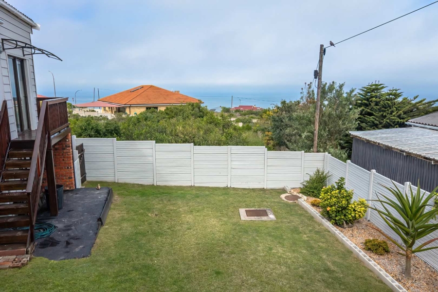 5 Bedroom Property for Sale in Dana Bay Western Cape